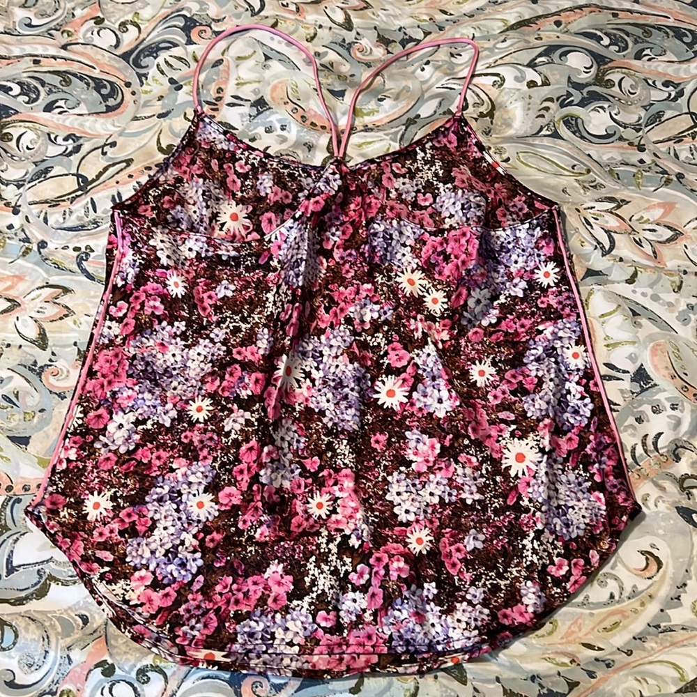 Vitoria secret pajamas - Picture 3 of 7